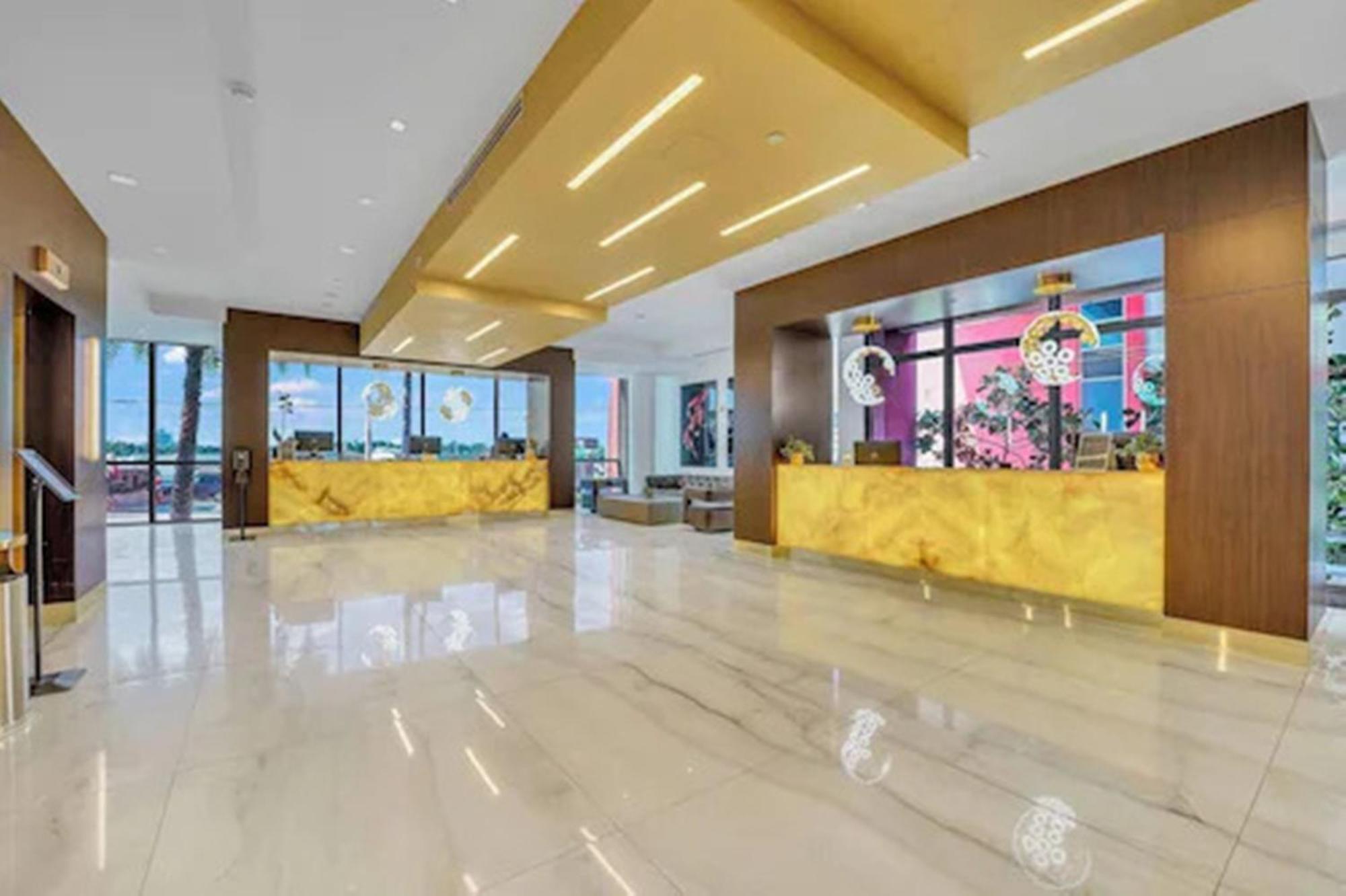 Hollywood Studios Condo Costa מראה חיצוני תמונה