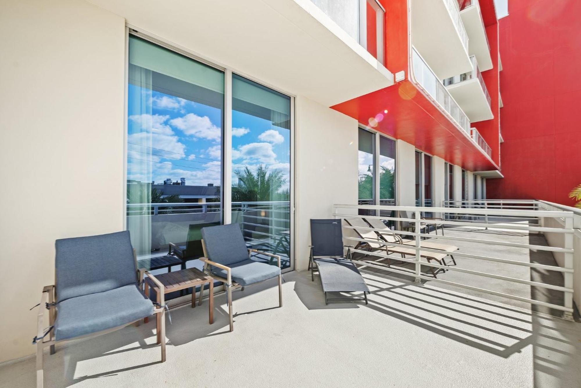 Hollywood Studios Condo Costa מראה חיצוני תמונה